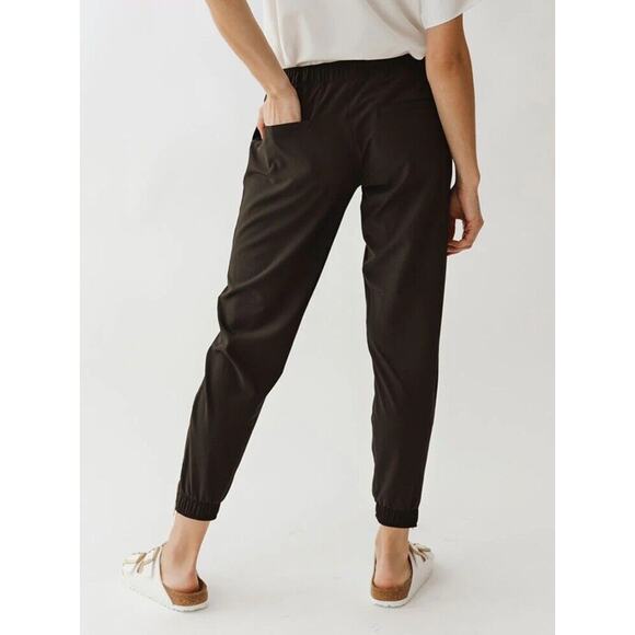 Albion Fit Jetsetter Joggers XXL Black EUC Zipper Ankles Women Pull On - Picture 8 of 10